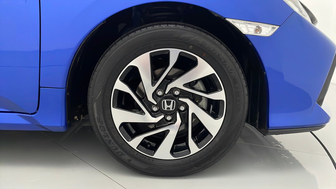 2017 Honda Civic Vti-s, Automatic, 23409 km, Right Front Wheel