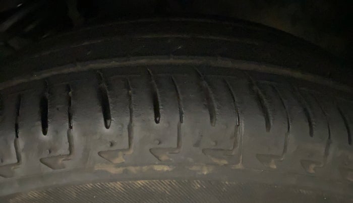 2020 Maruti IGNIS ALPHA 1.2, Petrol, Manual, 20,435 km, Left Front Tyre Tread