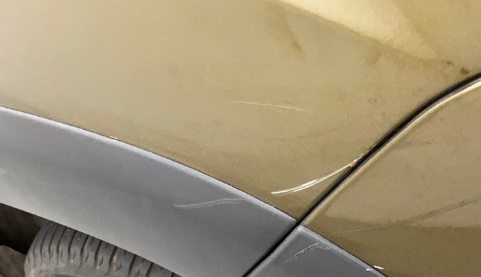 2014 Renault Duster 110 PS RXL ADVENTURE, Diesel, Manual, 97,662 km, Left quarter panel - Minor scratches