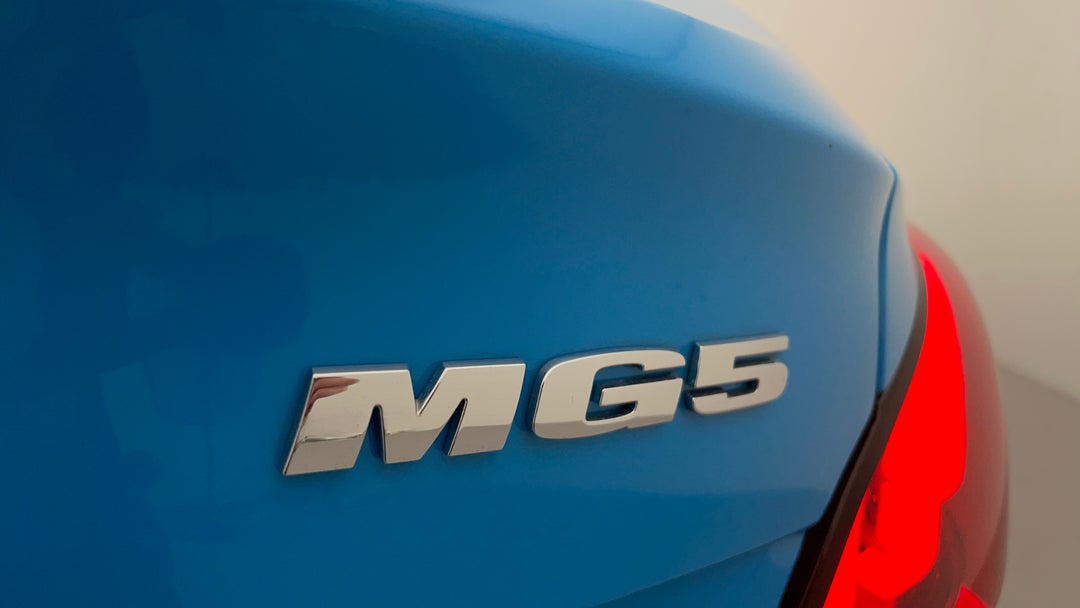 Badge (Boot Right Side)