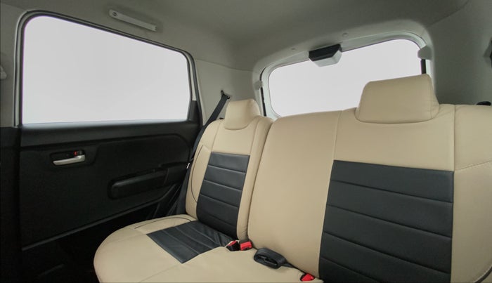2019 Maruti New Wagon-R VXI 1.2L, Petrol, Manual, 10,172 km, Right Side Rear Door Cabin
