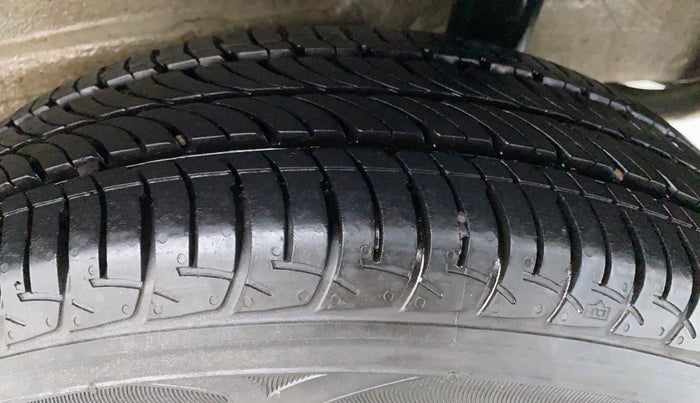 2019 Maruti New Wagon-R VXI 1.2L, Petrol, Manual, 10,172 km, Left Rear Tyre Tread