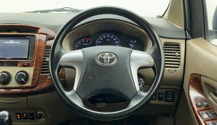 2015 Toyota Innova 2.5 GX 8 STR, Diesel, Manual, 82,593 km, Steering Wheel Close Up