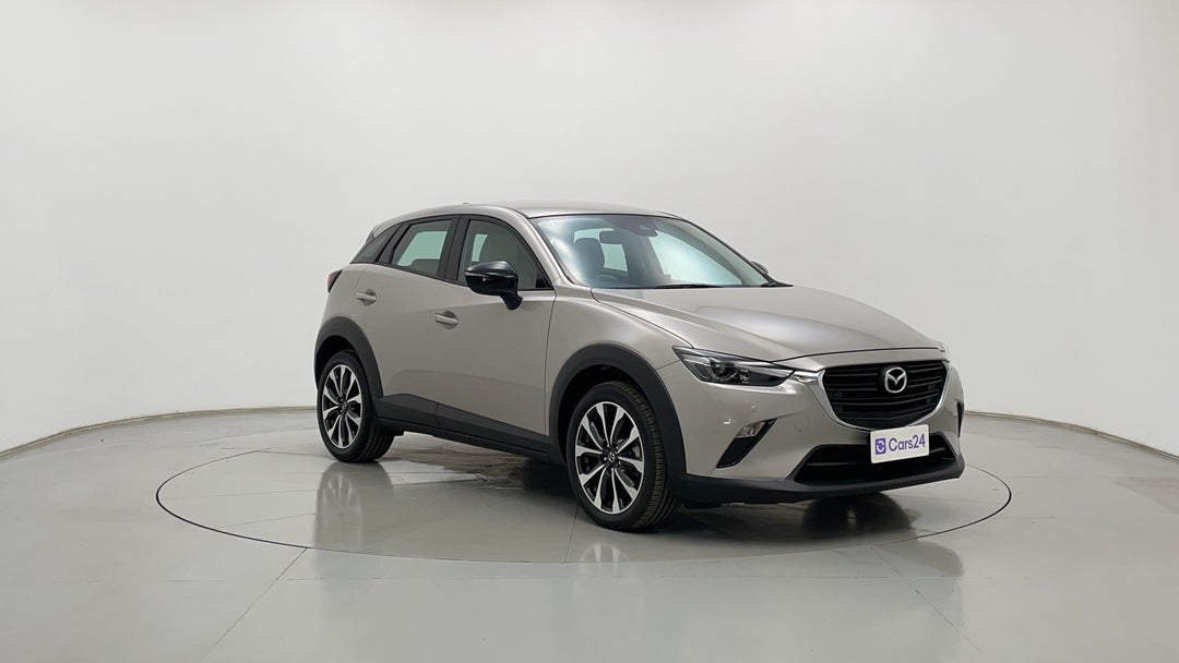 Right Front Diagonal (45- Degree) View