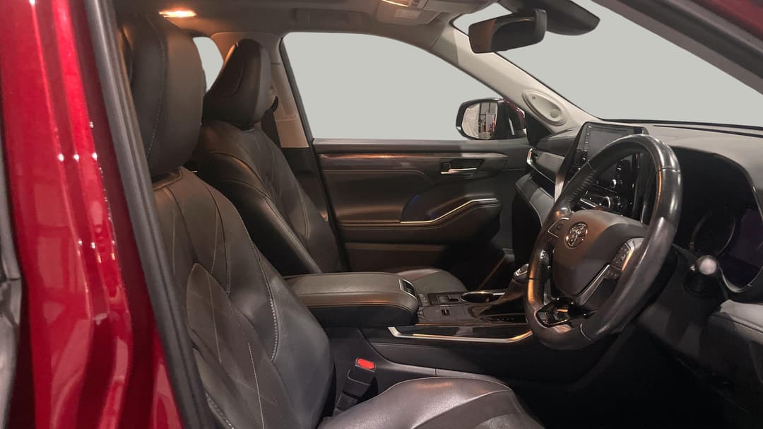2021 Toyota Kluger Grande Hybrid AWD, Automatic, 94370 km, Right Side Front Door Cabin View