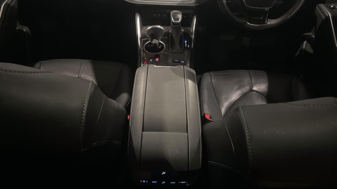 2021 Toyota Kluger Grande Hybrid AWD, Automatic, 94370 km, Center Console