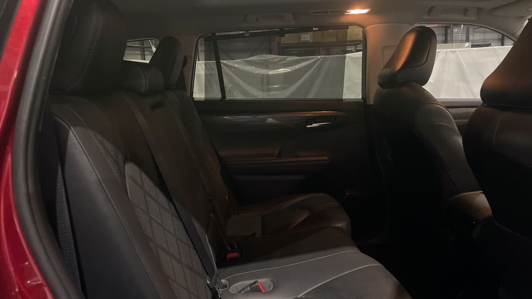 2021 Toyota Kluger Grande Hybrid AWD, Automatic, 94370 km, Right Side Rear Door Cabin View