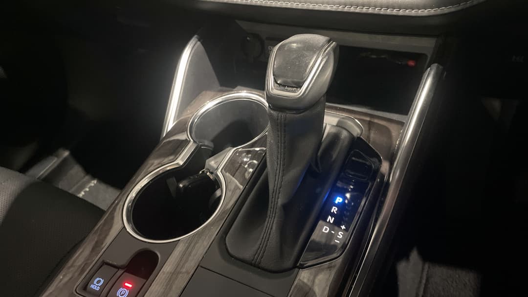 2021 Toyota Kluger Grande Hybrid AWD, Automatic, 94370 km, Gear Lever 