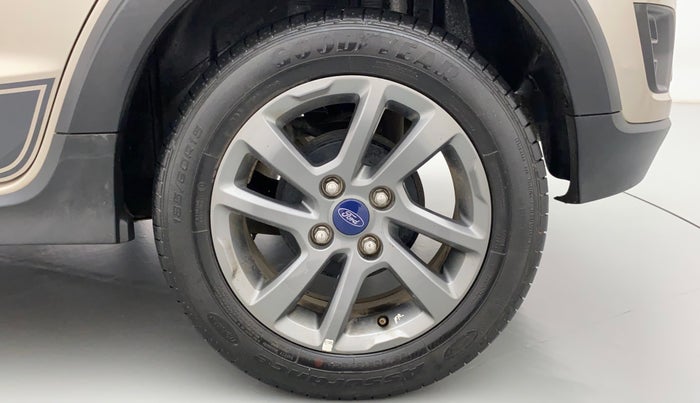 2019 Ford FREESTYLE TITANIUM 1.5 DIESEL, Diesel, Manual, 22,793 km, Left Rear Wheel