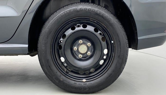 2016 Volkswagen Ameo COMFORTLINE 1.2, Petrol, Manual, 68,681 km, Left Rear Wheel