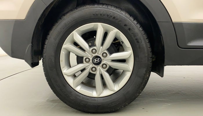 2015 Hyundai Creta SX PLUS 1.6 PETROL, Petrol, Manual, 13,626 km, Right Rear Wheel