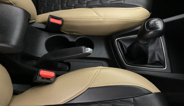 2018 Hyundai Elite i20 ASTA 1.2, Petrol, Manual, 42,334 km, Gear Lever