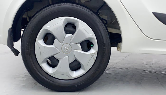 2020 Tata Tiago XT 1.2 REVOTRON, Petrol, Manual, 16,046 km, Right Rear Wheel