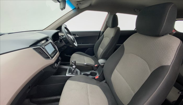 2017 Hyundai Creta 1.6 SX PLUS PETROL, Petrol, Manual, 52,220 km, Right Side Front Door Cabin