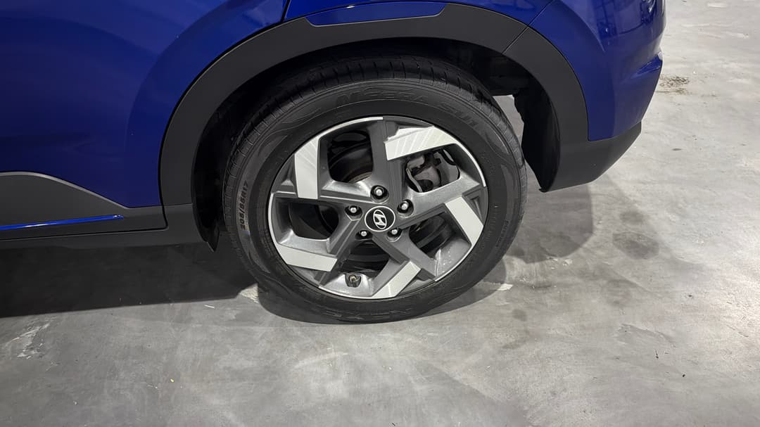 2023 Hyundai Venue Elite (denim) Two-tone Roof, Automatic, 44134 km, Left Rear Wheel