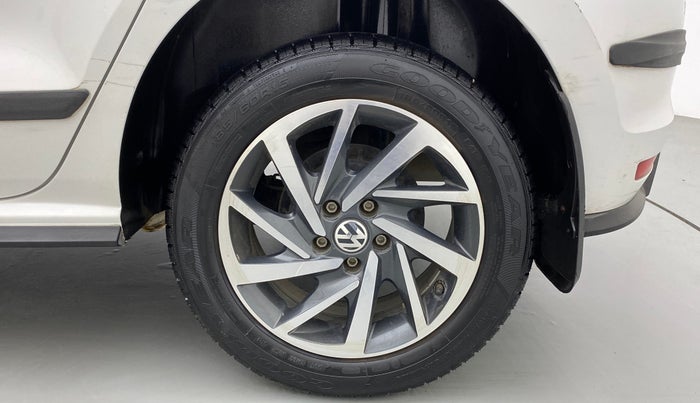 2022 Volkswagen Polo COMFORTLINE 1.0L MPI, Petrol, Manual, 9,205 km, Left Rear Wheel