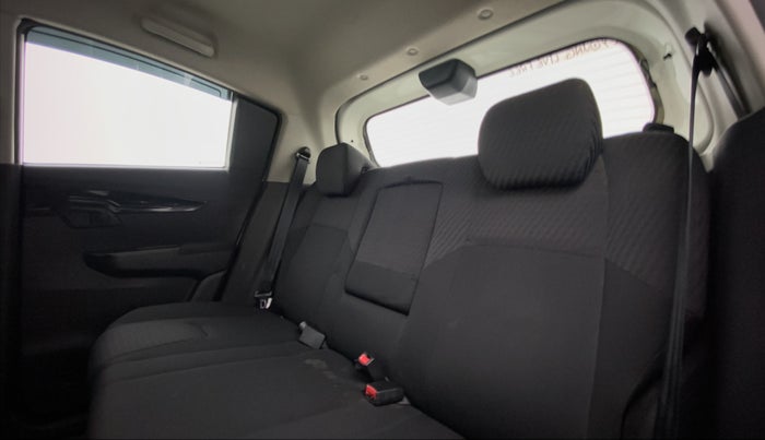 2018 Mahindra KUV 100 NXT K8 6 STR, Petrol, Manual, 13,555 km, Right Side Rear Door Cabin