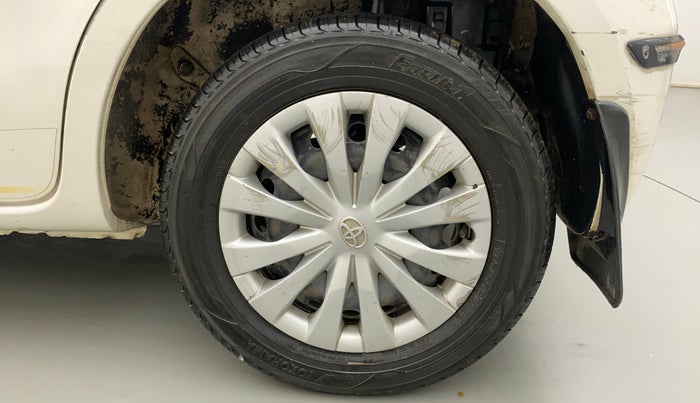 2011 Toyota Etios Liva G, CNG, Manual, 96,671 km, Left Rear Wheel