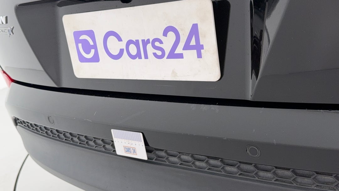 2018 Hyundai Tucson Active X (fwd), Automatic, 163235 km, Bumper Rear Chip