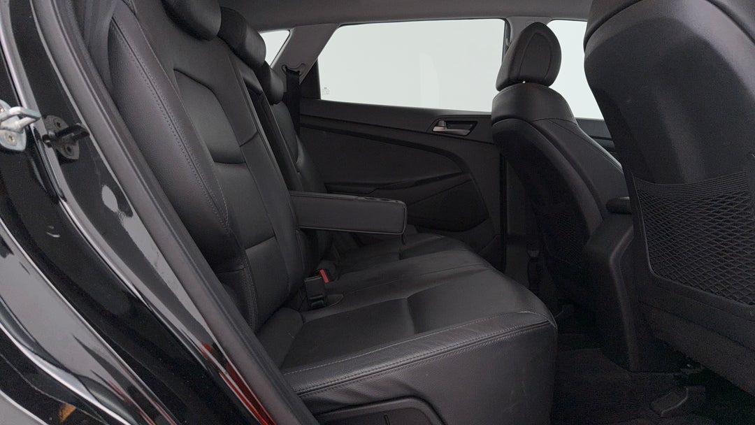 2018 Hyundai Tucson Active X (fwd), Automatic, 163235 km, Right Side Rear Door Cabin View