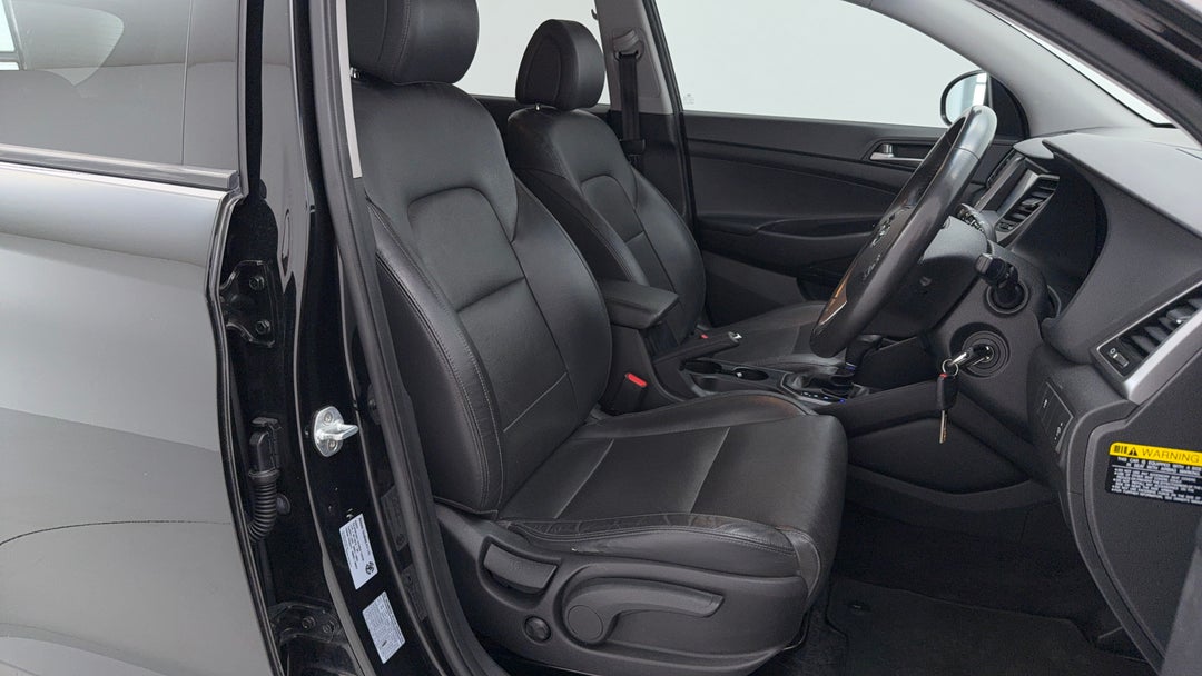 2018 Hyundai Tucson Active X (fwd), Automatic, 163235 km, Right Side Front Door Cabin View