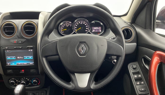 2018 Renault Duster RXS CVT 106 PS, Petrol, Automatic, 35,115 km, Steering Wheel Close Up