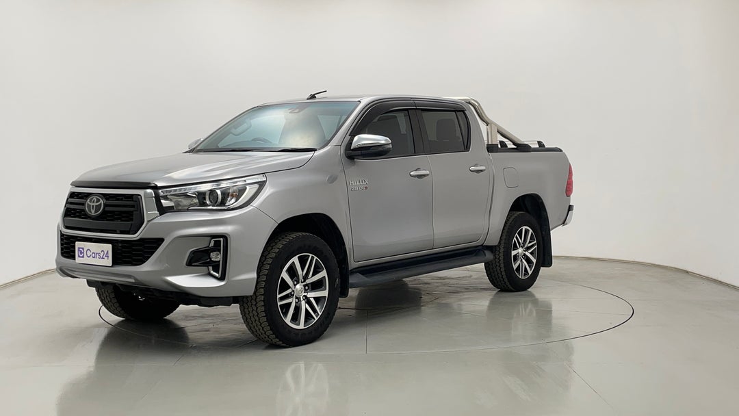 Left Front Diagonal (45- Degree) View