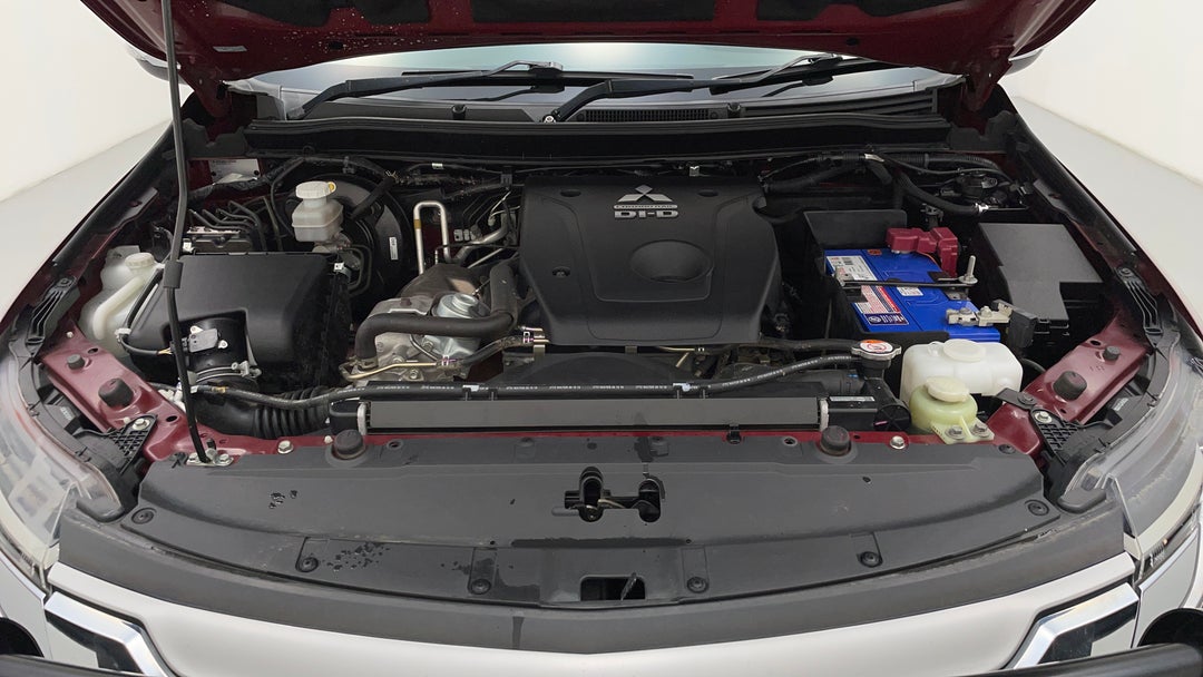 2019 Mitsubishi Pajero Sport Gls (4x4) 7 Seat, Automatic, 109732 km, Open Bonnet (Engine)