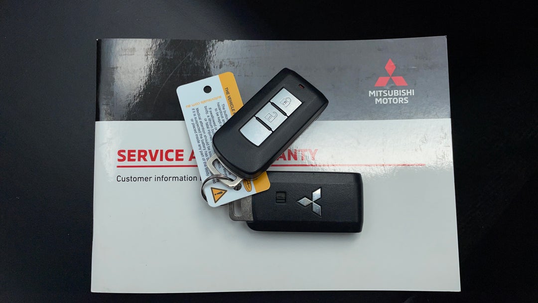 2019 Mitsubishi Pajero Sport Gls (4x4) 7 Seat, Automatic, 109732 km, Key Close-up