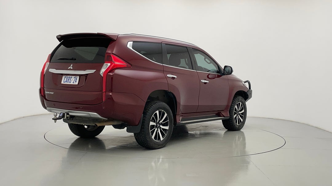 2019 Mitsubishi Pajero Sport Gls (4x4) 7 Seat, Automatic, 109732 km, Right Back Diagonal (45- Degree) View