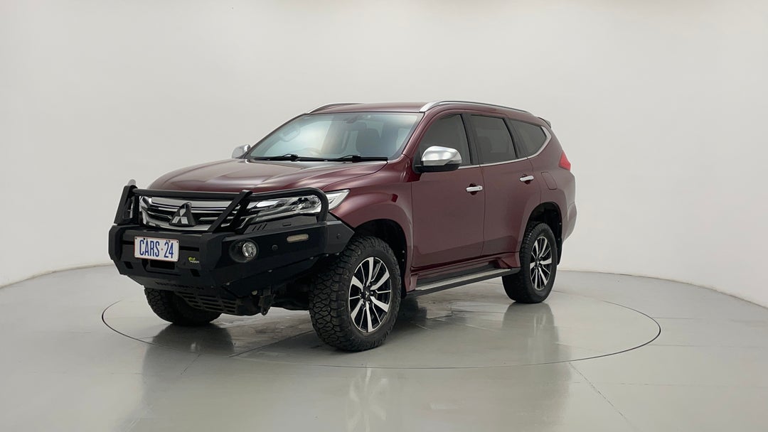 2019 Mitsubishi Pajero Sport Gls (4x4) 7 Seat, Automatic, 109732 km, Left Front Diagonal (45- Degree) View