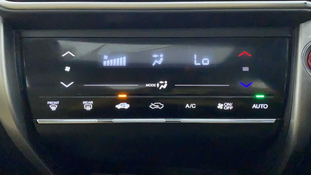 Automatic Climate Control 