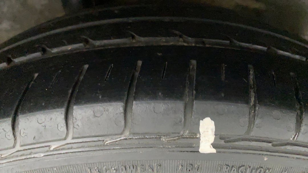 Right Rear Tyre Tread