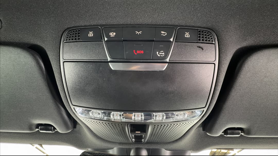 2021 Mercedes-benz GLC 200, Automatic, 56011 km, On-Roof Controls/Sunglass holder