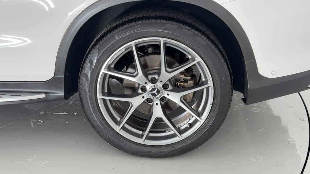 2021 Mercedes-benz GLC 200, Automatic, 56011 km, Left Rear Wheel