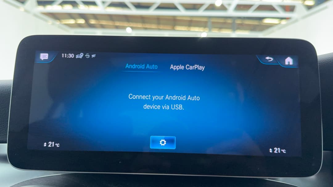 2021 Mercedes-benz GLC 200, Automatic, 56011 km, Android/Apple Car Play