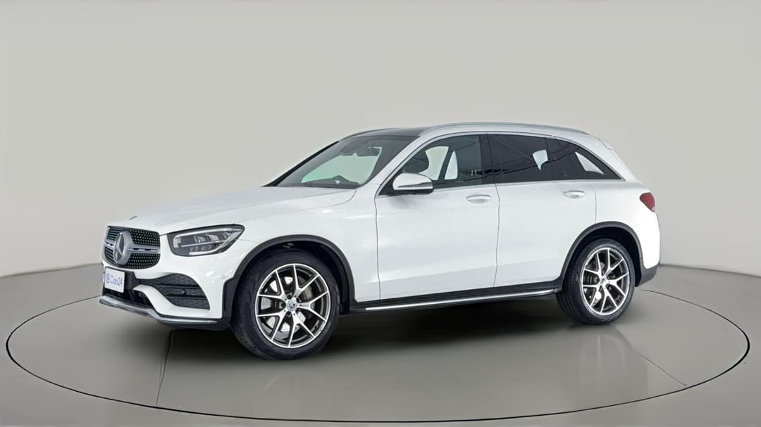 2021 Mercedes-benz GLC 200, Automatic, 56011 km, Left Front Diagonal (45- Degree) View