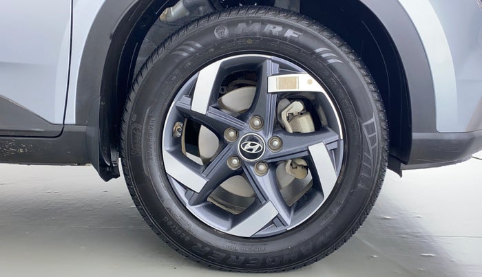 2021 Hyundai VENUE SX 1.5 (O) EXECUTIVE CRDI, Diesel, Manual, Right Front Wheel