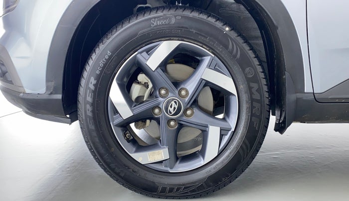 2021 Hyundai VENUE SX 1.5 (O) EXECUTIVE CRDI, Diesel, Manual, Left Front Wheel