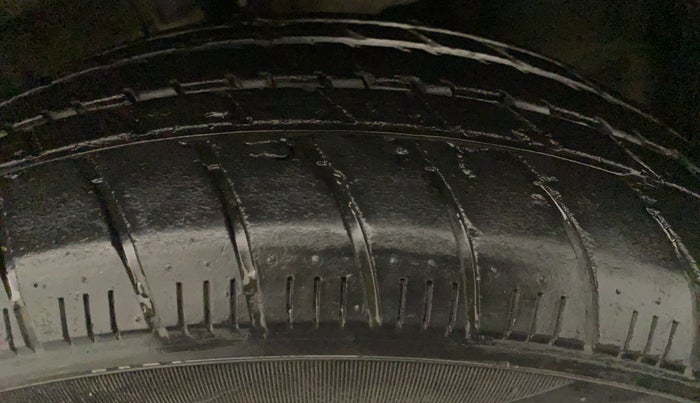 2018 Honda Amaze 1.2L I-VTEC S, Petrol, Manual, 42,710 km, Left Front Tyre Tread