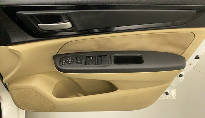 2018 Honda Amaze 1.2L I-VTEC S, Petrol, Manual, 42,710 km, Driver Side Door Panels Control