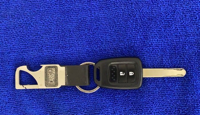 2018 Honda Amaze 1.2L I-VTEC S, Petrol, Manual, 42,710 km, Key Close Up