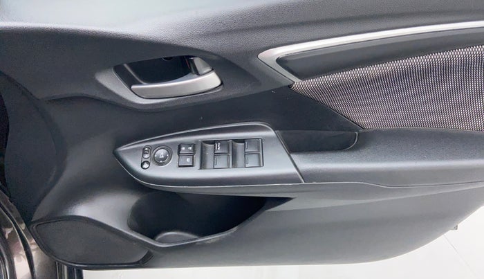 2018 Honda WR-V 1.2 i-VTEC VX MT, Petrol, Manual, 16,198 km, Driver Side Door Panels Control