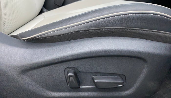 2020 Hyundai Creta 1.5 SX (O), Diesel, Manual, 19,251 km, Driver Side Adjustment Panel