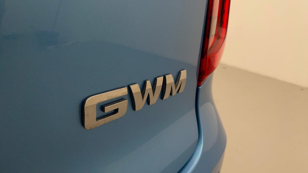 Badge (Boot Right Side)