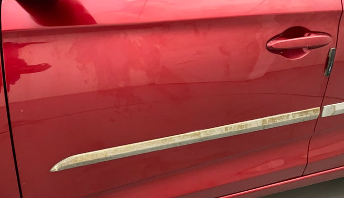 2019 Honda Amaze 1.2L I-VTEC S, Petrol, Manual, 24,871 km, Front passenger door - Minor scratches