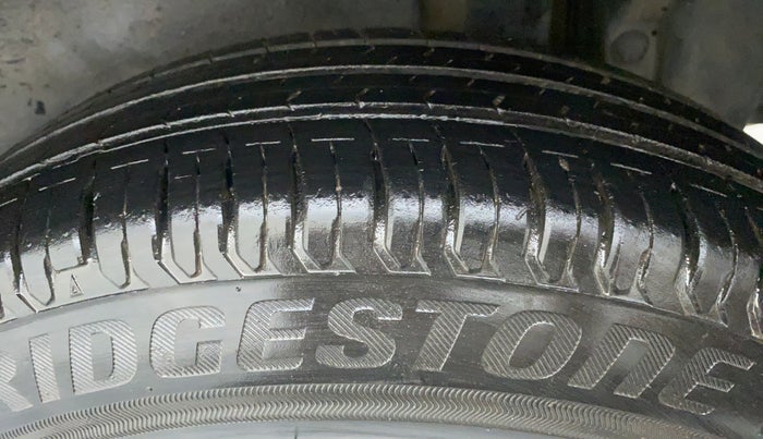 2013 Maruti Swift Dzire VDI, Diesel, Manual, 60,551 km, Left Rear Tyre Tread