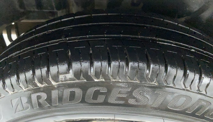 2013 Maruti Swift Dzire VDI, Diesel, Manual, 60,551 km, Right Rear Tyre Tread