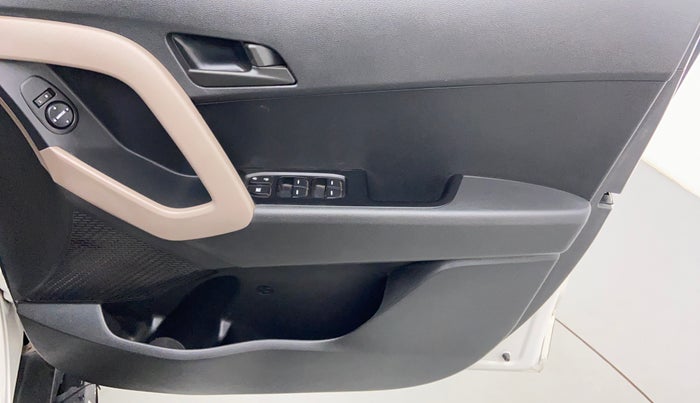 2017 Hyundai Creta 1.6 E + VTVT, Petrol, Manual, 25,212 km, Driver Side Door Panels Control