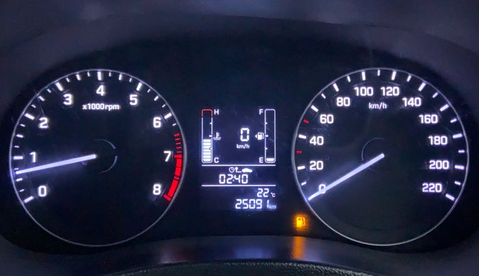2017 Hyundai Creta 1.6 E + VTVT, Petrol, Manual, 25,212 km, Odometer Image
